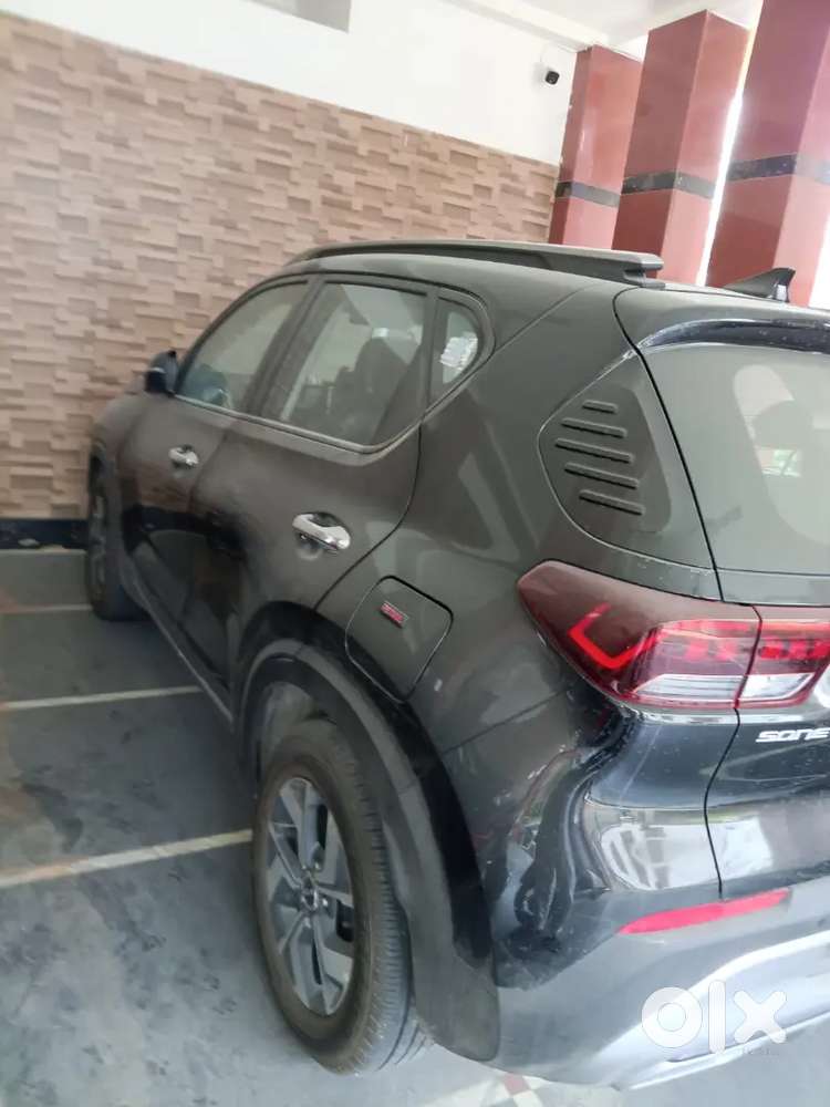 Kia Sonet 2023 Petrol 11010 Km Driven