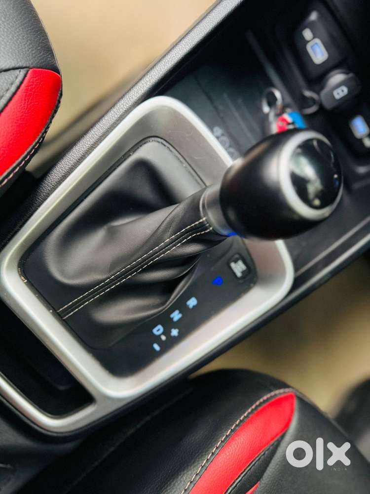 Hyundai Venue Sx Plus Turbo Dct, 2022, Petrol