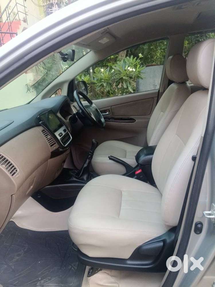Toyota Innova 2.5 V 7 Str, 2016, Diesel