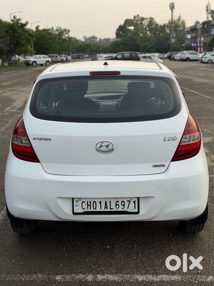Hyundai I20 Sportz Option, 2011, Petrol