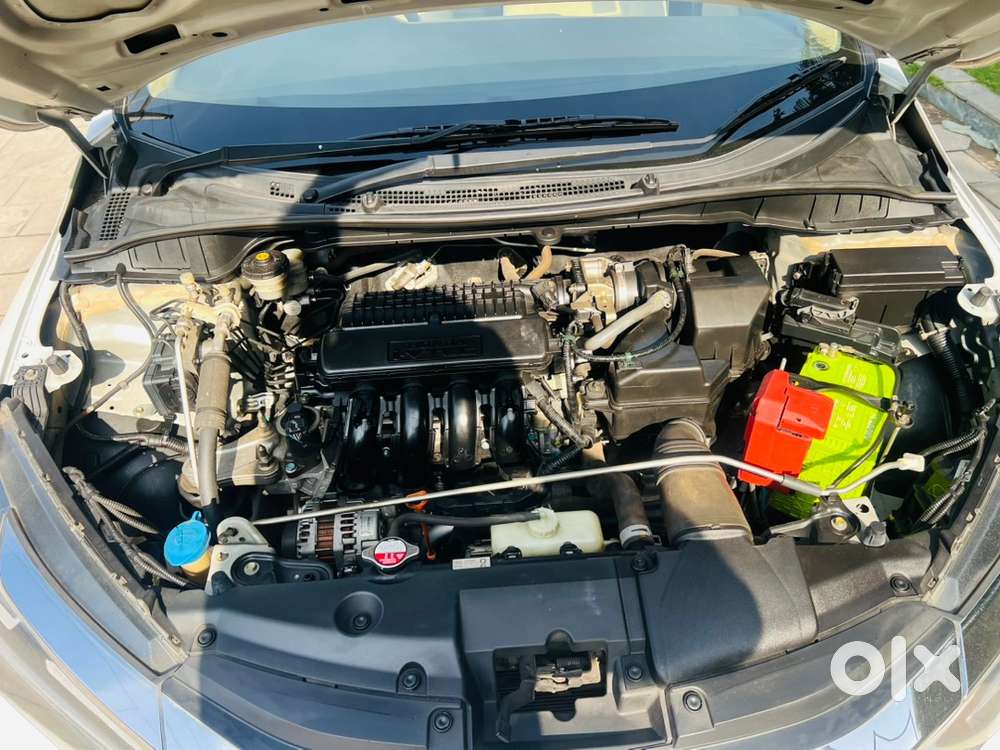 Honda City V Mt Petrol 2018  1st Owner  62000 Drivenwell Maintained