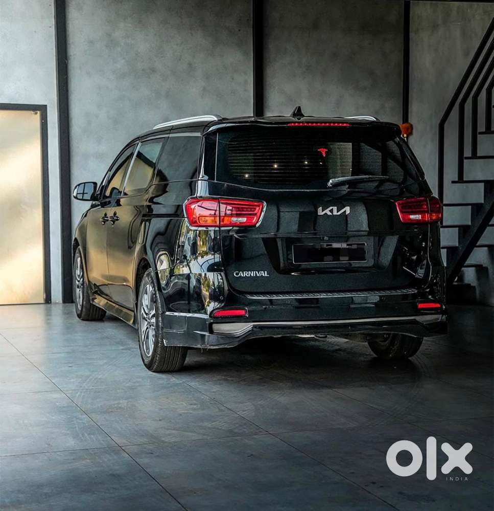 Kia Carnival Prestige, 2023, Diesel