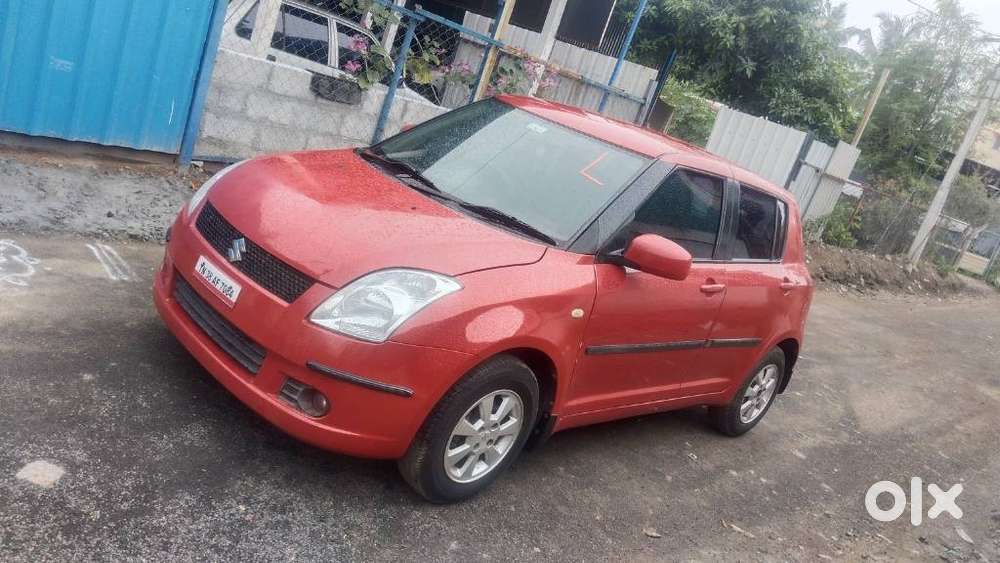 Maruti Suzuki Swift Vxi + Manual, 2006, Petrol