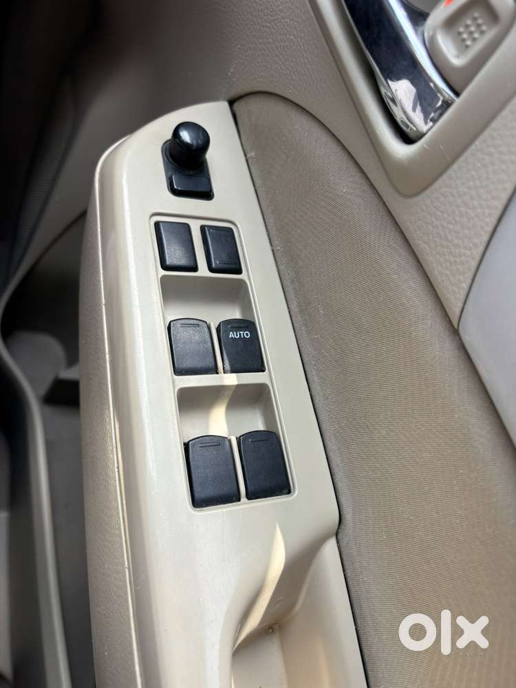 Maruti Suzuki Ertiga 1.4 Vxi Cng Anniversary Edition, 2016, Cng & Hy..