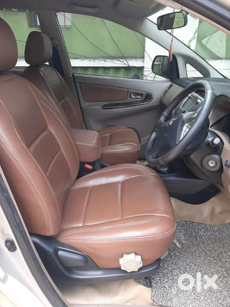Tn39 Vehicle Toyota Innova 2.5 V 2015