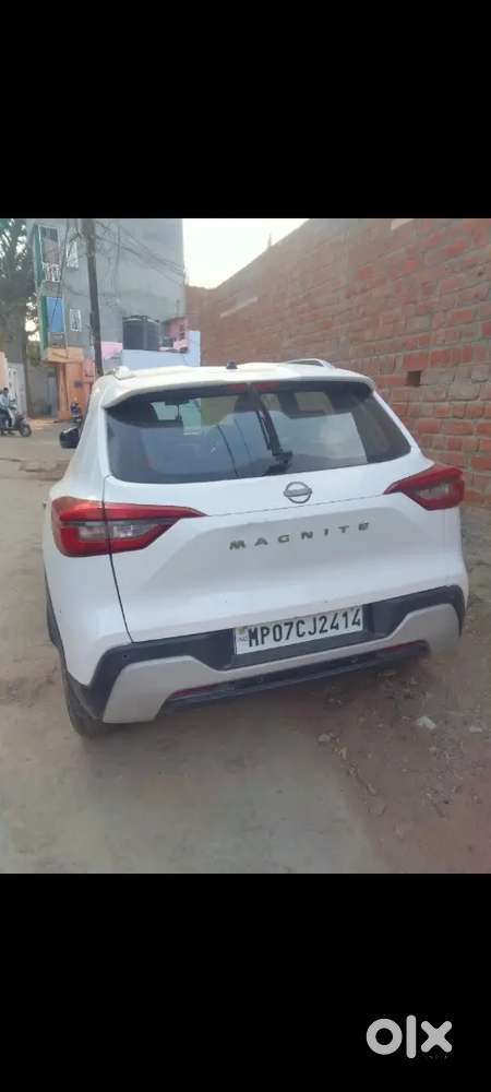 Nissan Magnite 2021 Petrol 34300 Km Driven