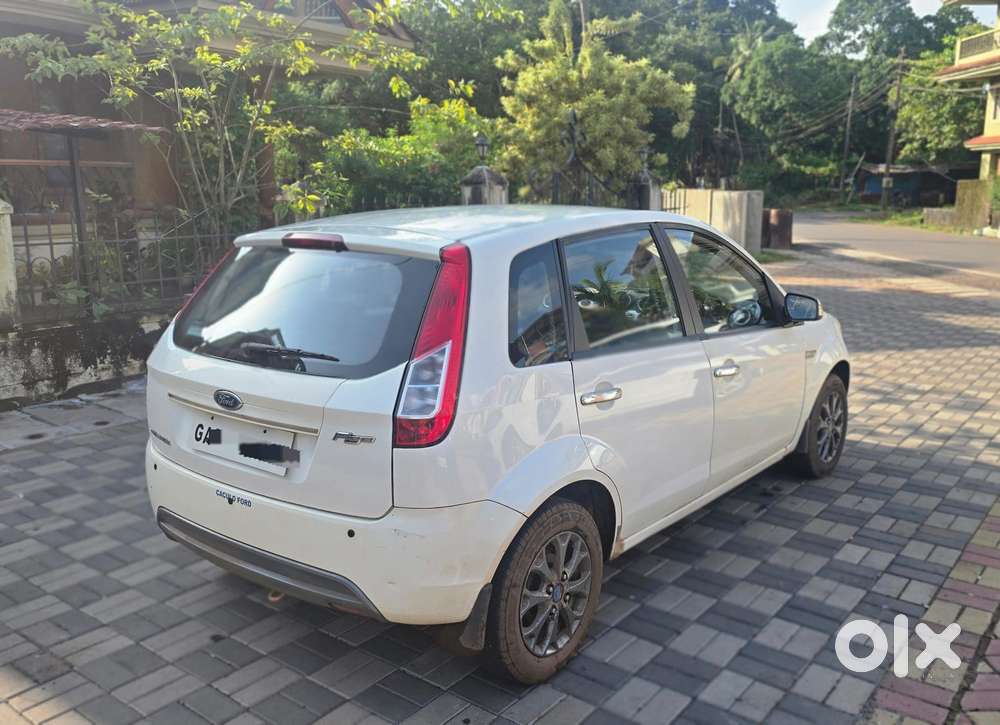 Ford Figo 1.2p Titanium Opt Mt, 2015, Petrol
