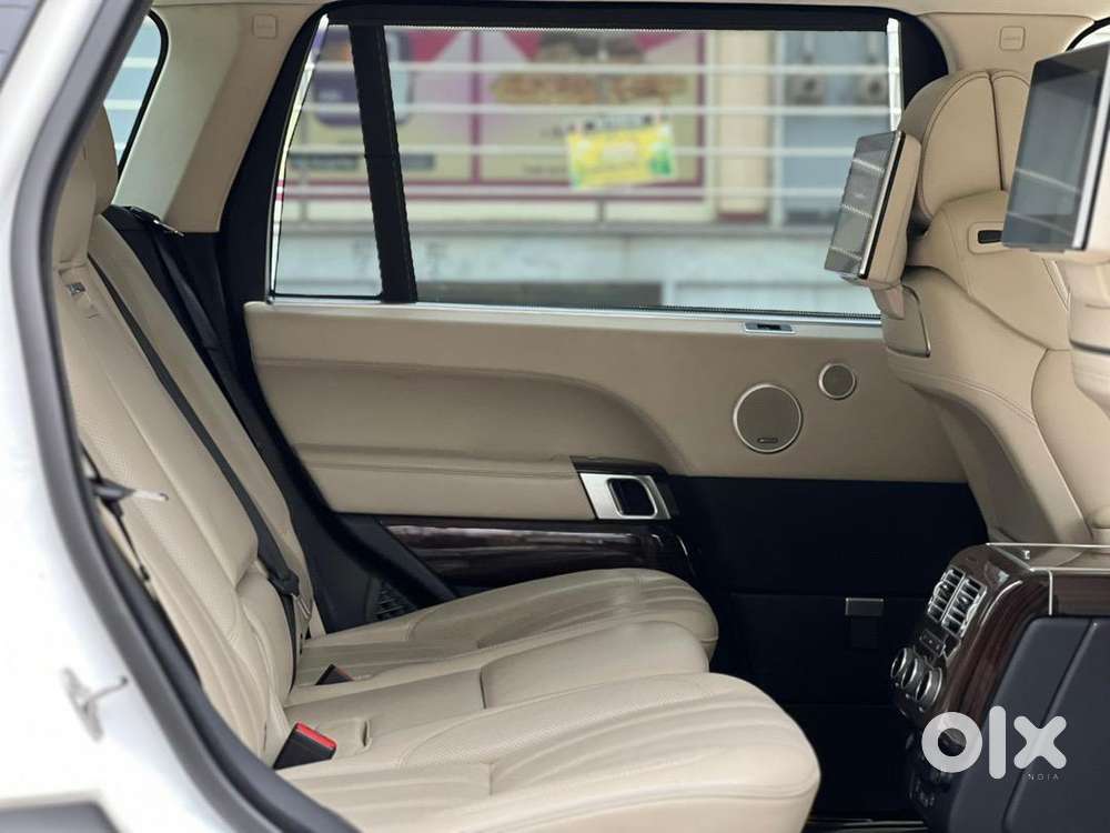 Land Rover Range Rover Lwb 2017 Diesel Well Maintained
