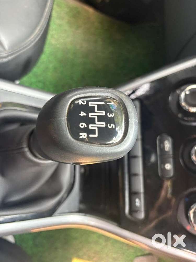 Tata Nexon Xm Petrol - 20000km - 1st Owner - Loaded With Accessories