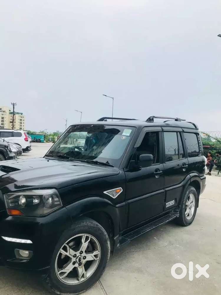 Mahindra Scorpio 2015