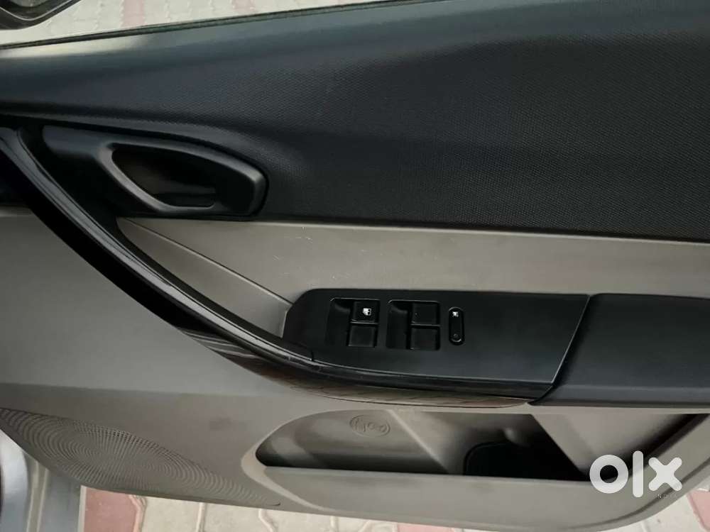 Tata Tiago 1.2 Revotron Xt, 2018, Petrol