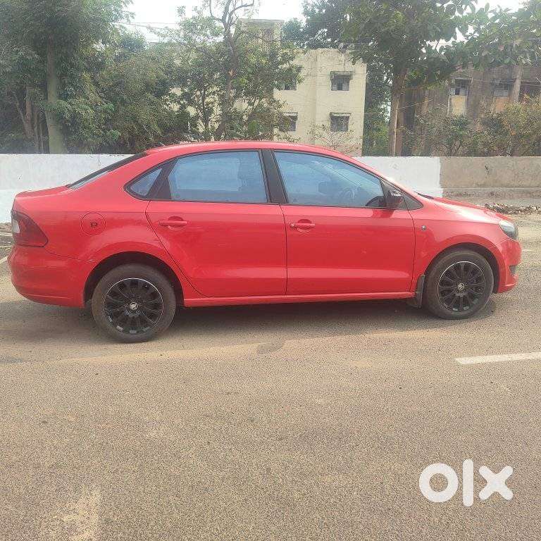 Skoda Rapid 1.6 Elegance Tdi At, 2015, Diesel