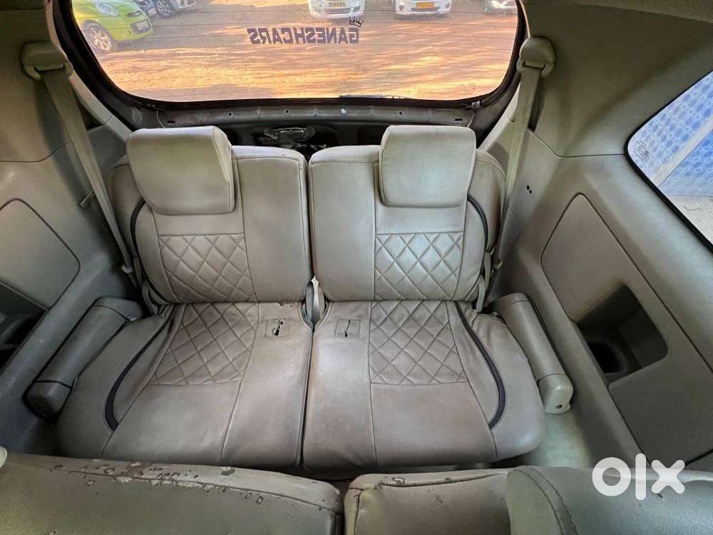Toyota Innova 2.5 G (diesel) 8 Seater, 2010, Diesel