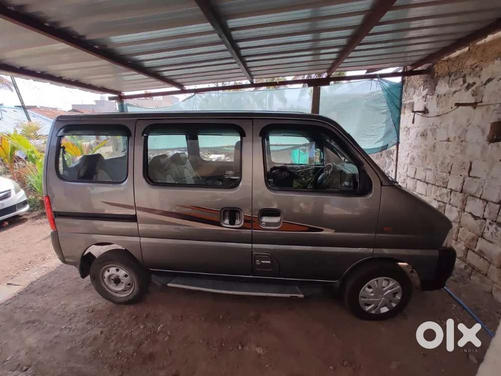 Maruti Suzuki Eeco 2022 Petrol Well Maintained