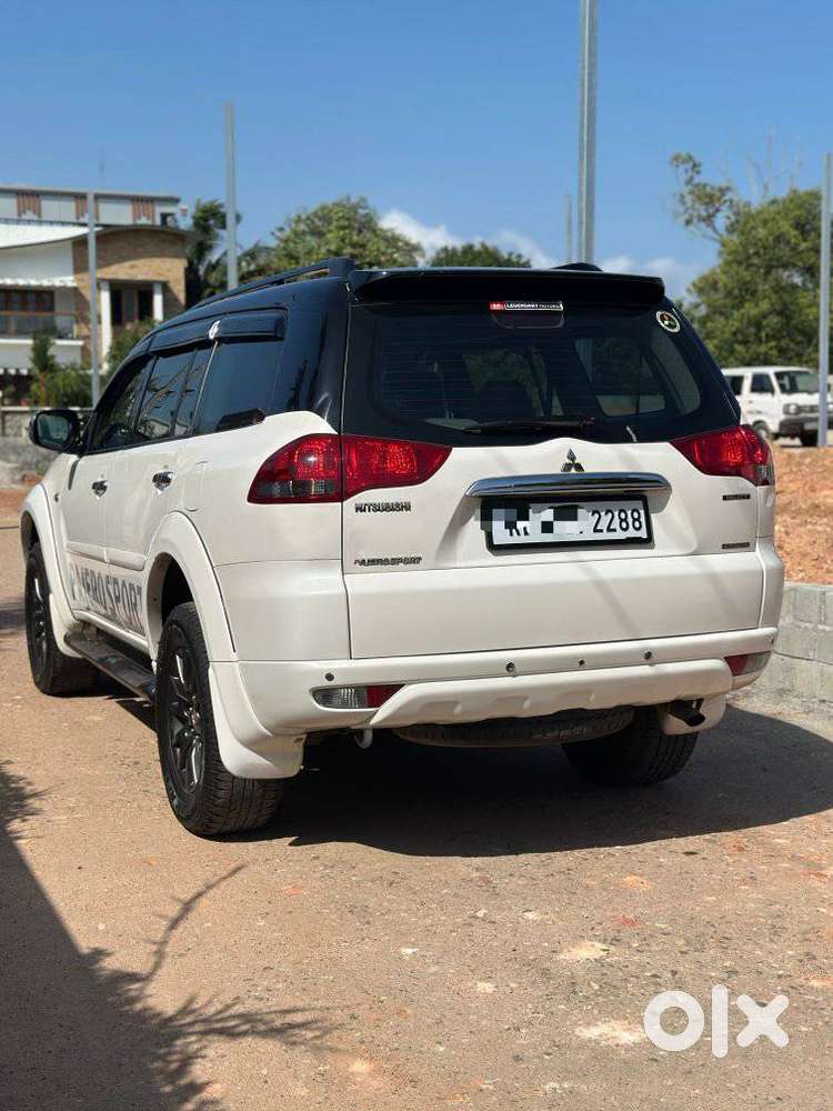 Mitsubishi Pajero Sport 2.5 Automatic, 2017, Diesel