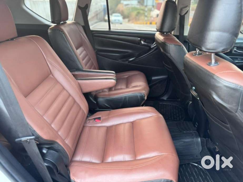 Toyota Innova Crysta [2020-ongoing] 2.7 Gx Mt 7 Str, 2021, Diesel