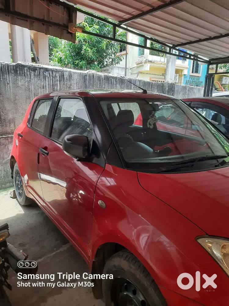 Maruti Suzuki Swift 2005 Petrol 31000 Km Driven
