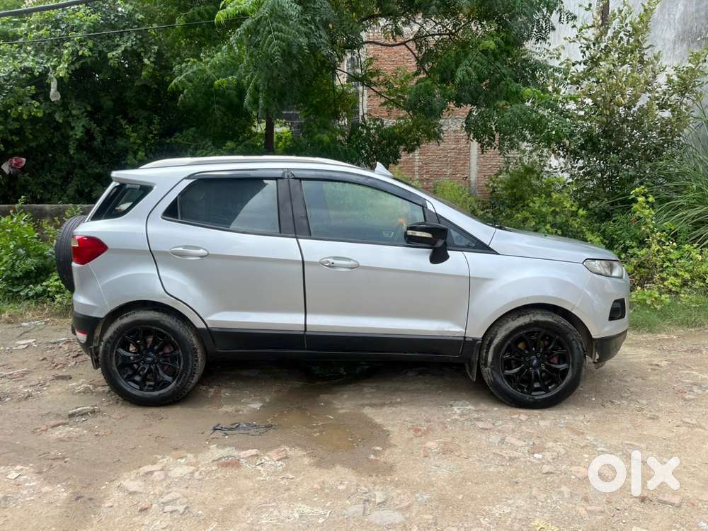 Ford Ecosport 2017 Cng & Hybrids Well Maintained