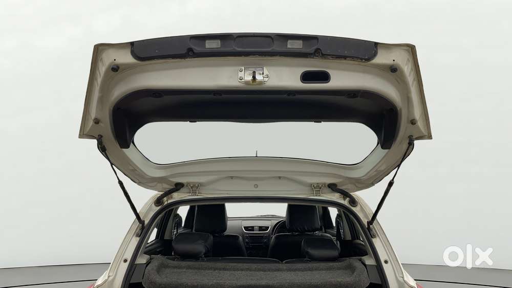 Maruti Suzuki Swift Vxi, 2015, Petrol