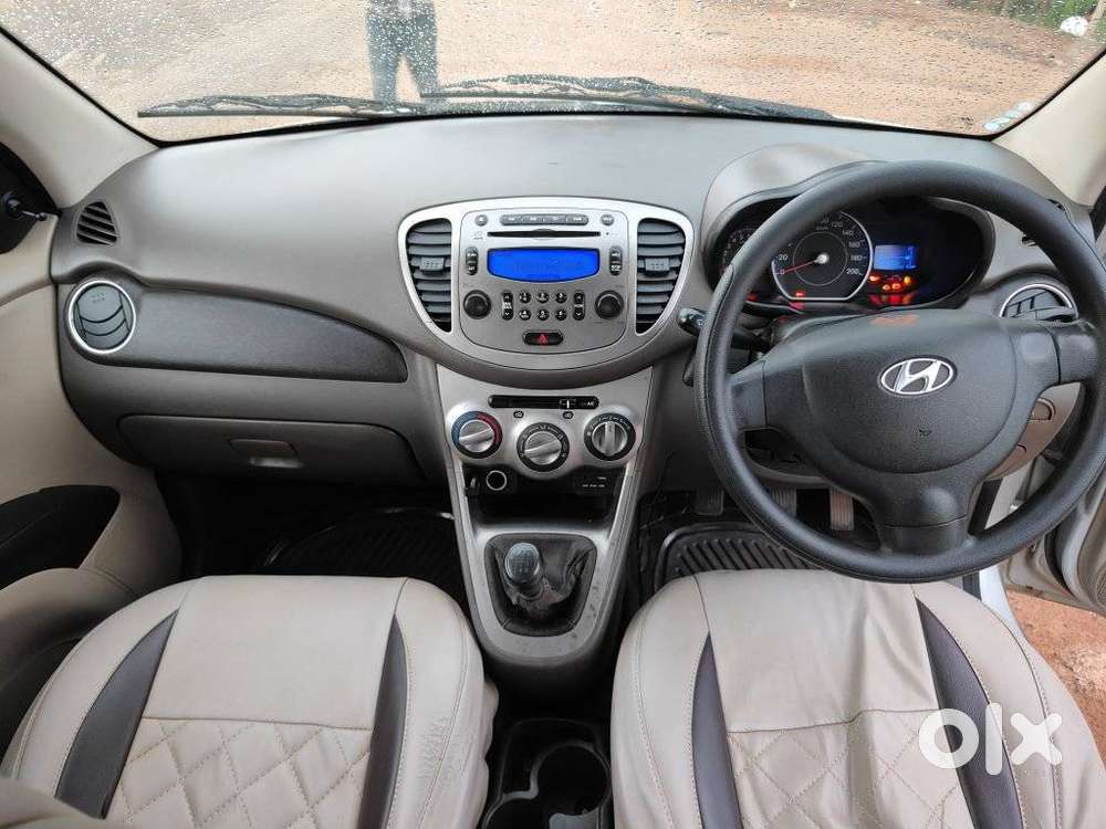 Hyundai I10 Sportz, 2016, Petrol