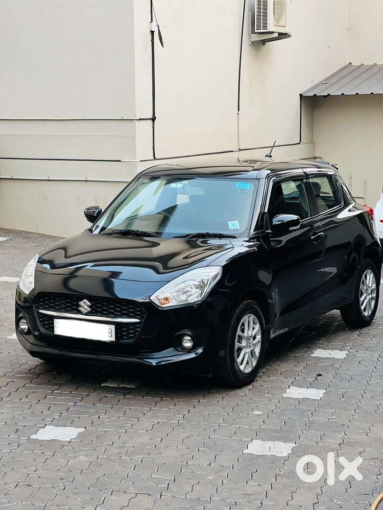 Maruti Suzuki Swift 1.3 Zxi, 2023, Petrol