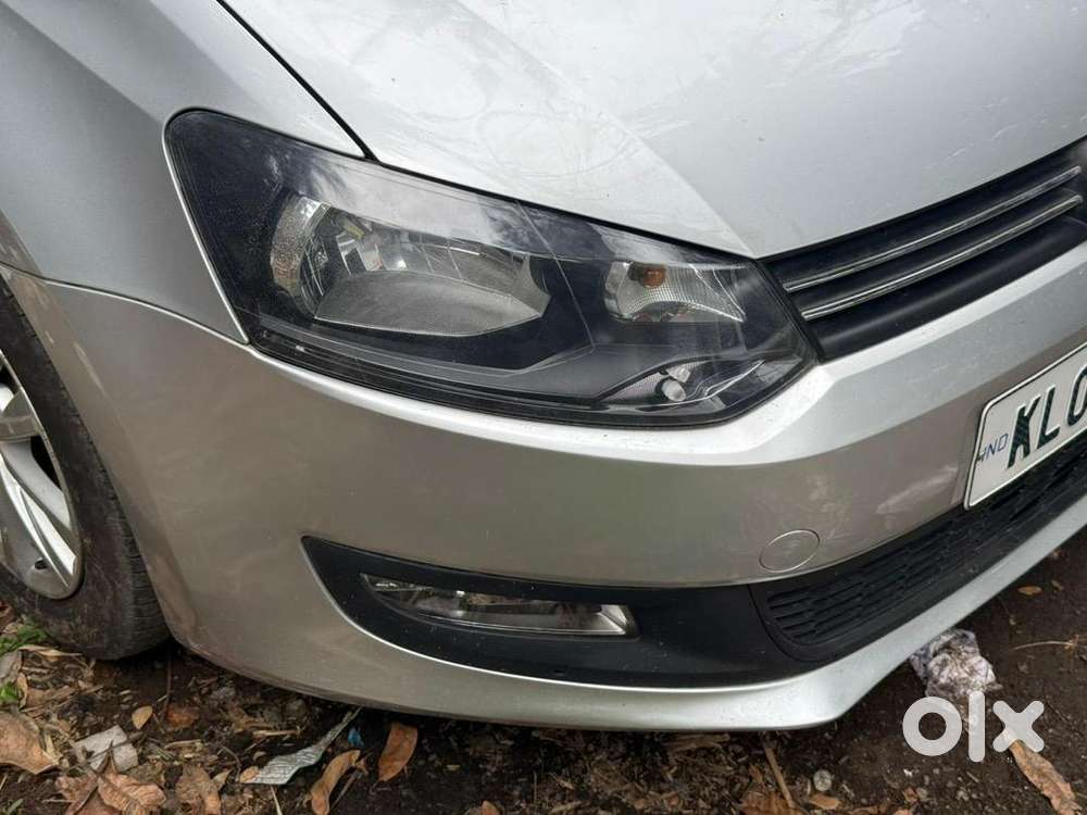 Volkswagen Polo Petrol Highline 2013 Well Maintained