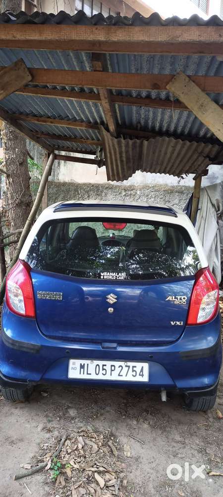 Alto 800 With Full Alloys And Rear Camera