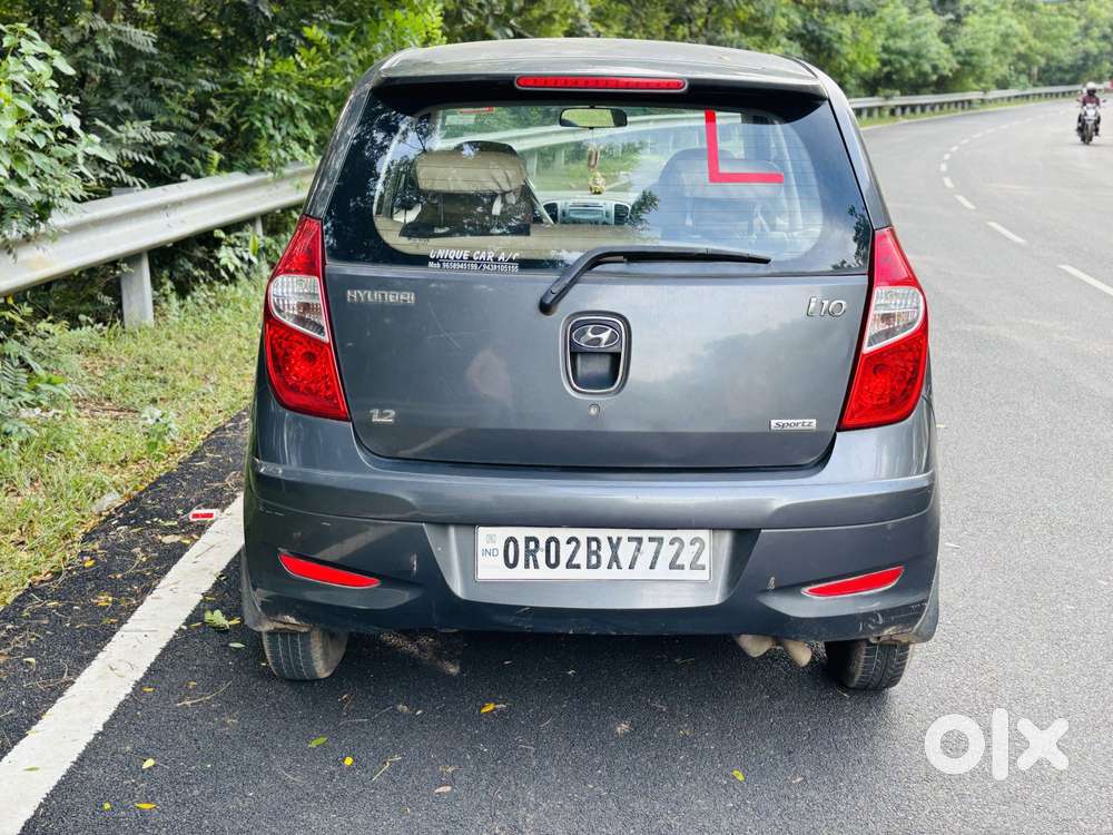 Hyundai I10 Sportz At, 2012, Petrol