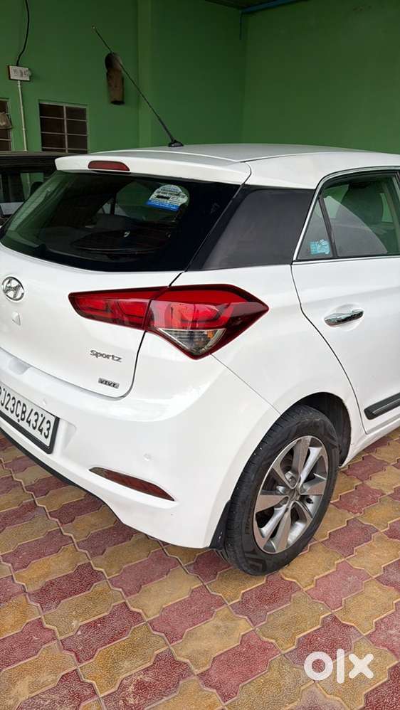 Hyundai I20 Petrol Manual 2015