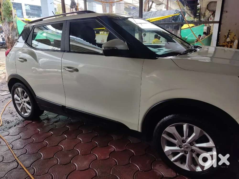 Mahindra Xuv300 2020 Petrol Well Maintained