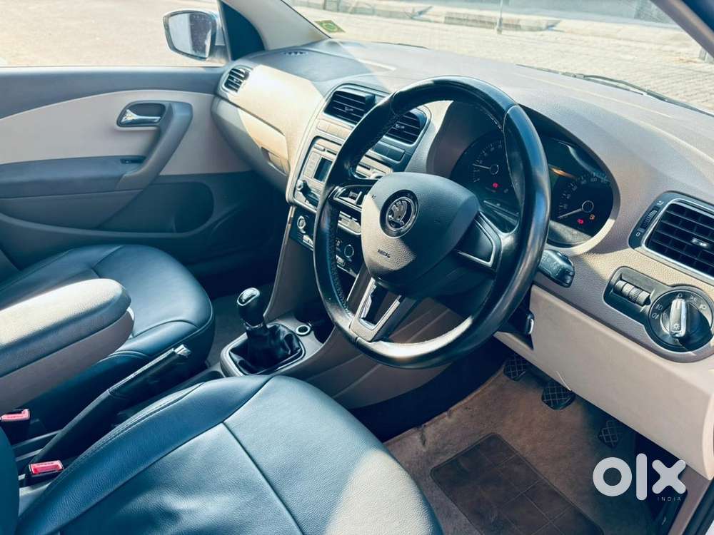 Skoda Rapid Elegance 2014