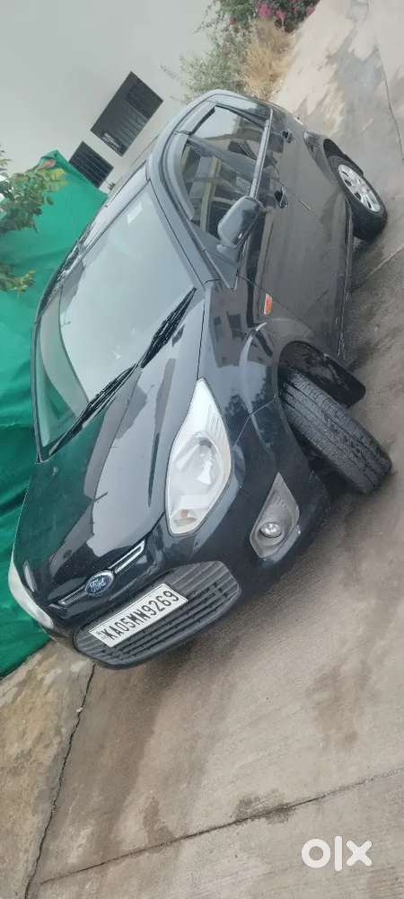 Ford Figo 2013 Diesel 106000 Km Driven Company Maintenance New Tyres