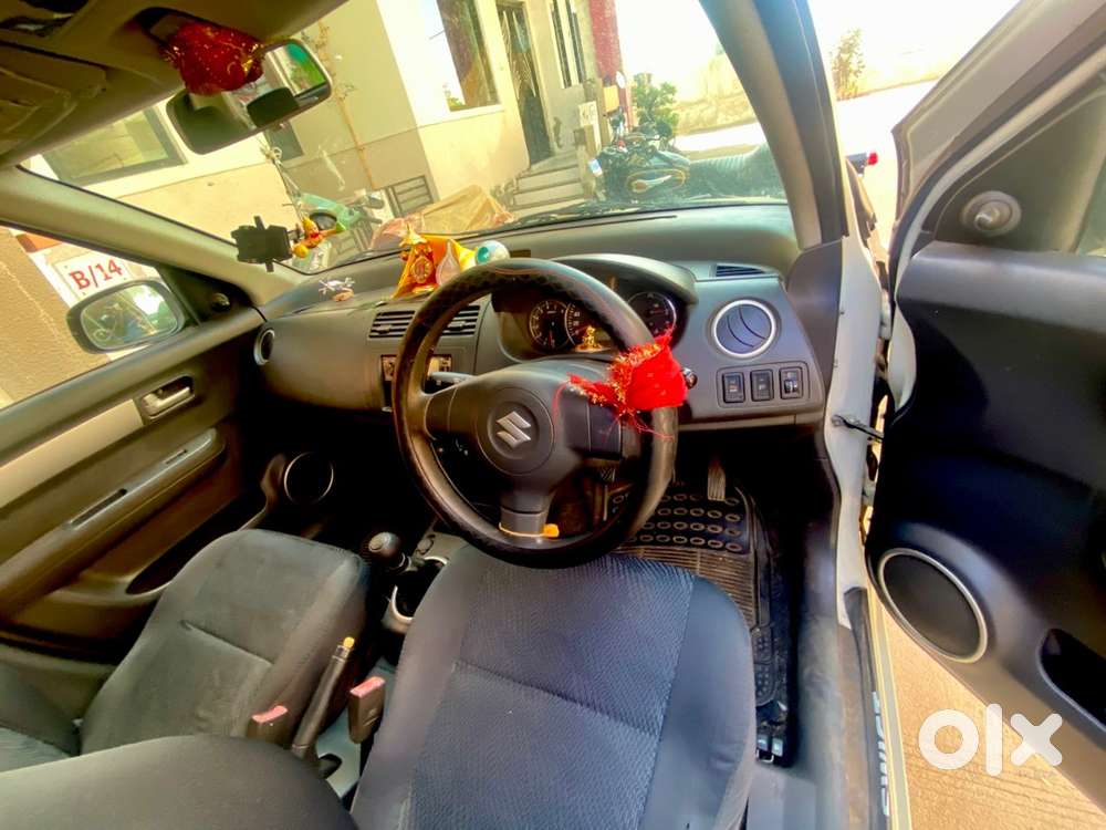 Maruti Suzuki Swift 2011 Cng & Hybrids Well Maintained Good Condition