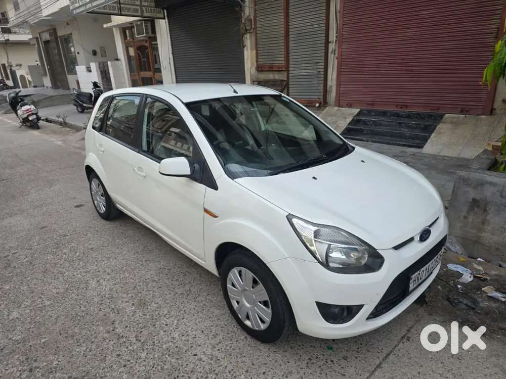 Brand New Ford Figo Zxi 29000 Kilometres Driven