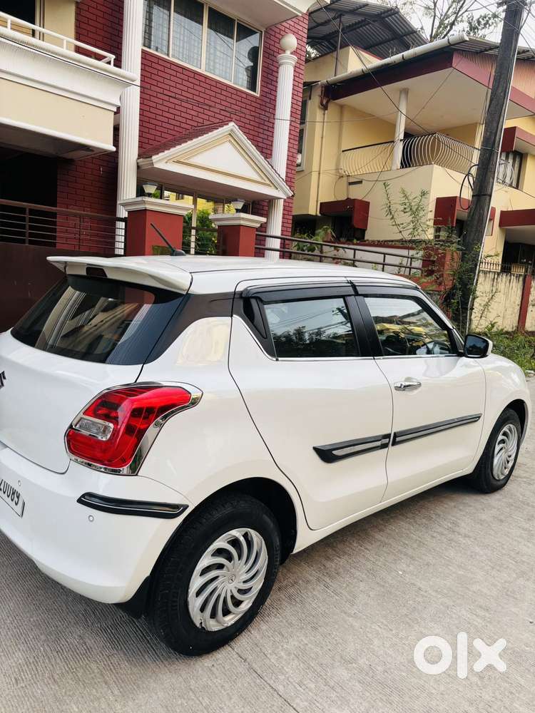 Maruti Suzuki Swift Vxi Optional, 2021, Petrol