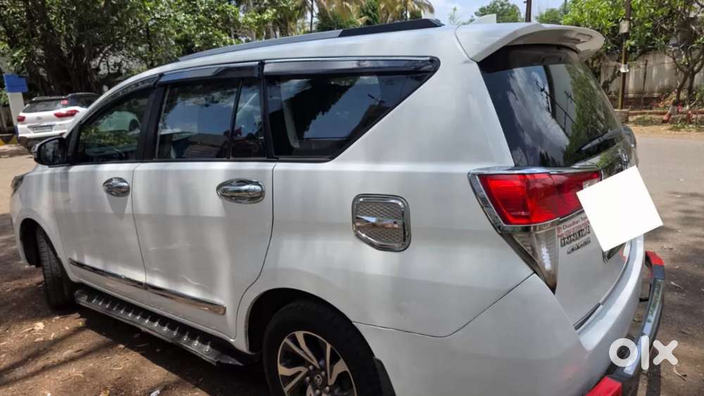Toyota Innova Crysta [2020-ongoing] 2.4 Vx 7 Str, 2021, Diesel