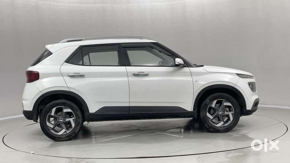 Hyundai Venue 1.0 Sx (o) Turbo Dct, 2021, Petrol
