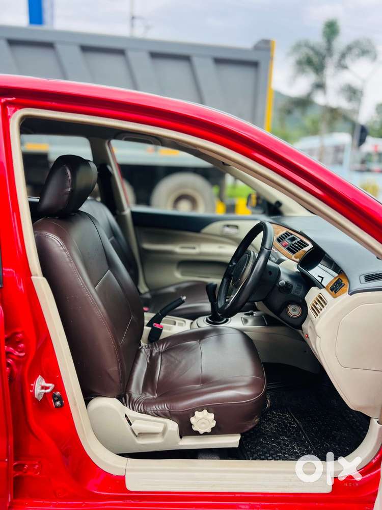 Mitsubishi Cedia Sports, 2013, Petrol