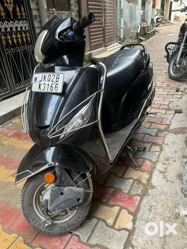 Hero Maestro Scooters 1822538113