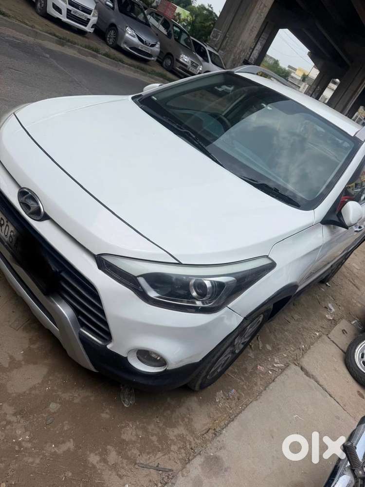 Hyundai I20 Active 2016 Diesel Well Maintained