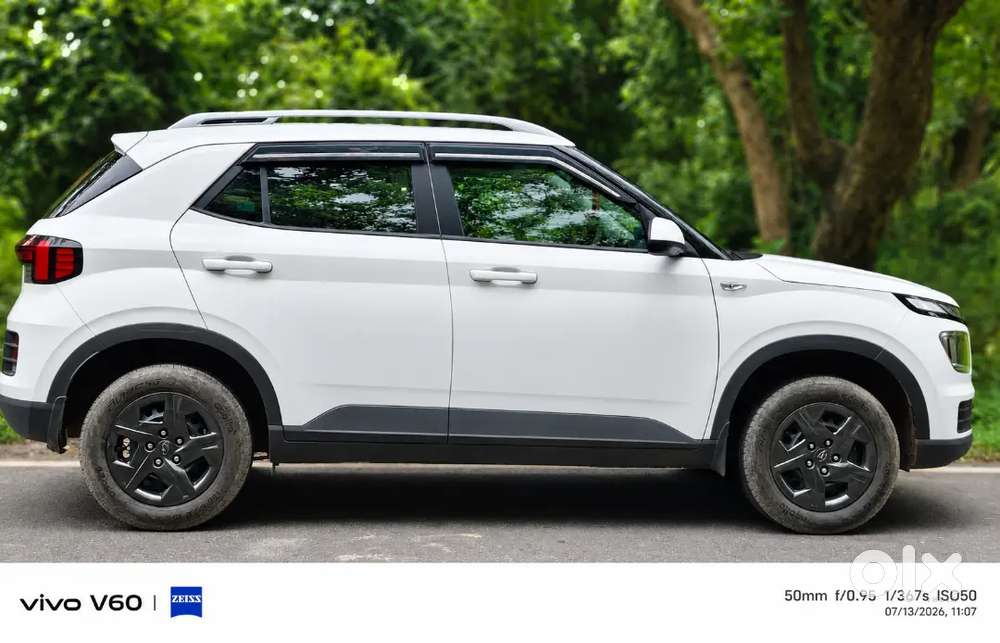 Hyundai Venue Petrol 2025 S (o)