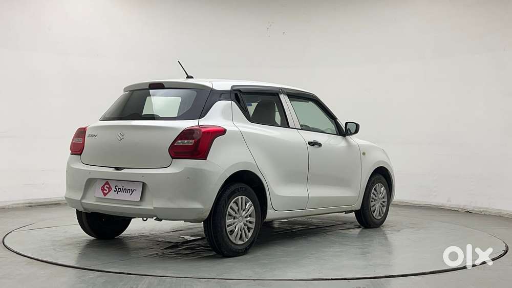 Maruti Suzuki Swift 1.3 Lxi, 2022, Petrol