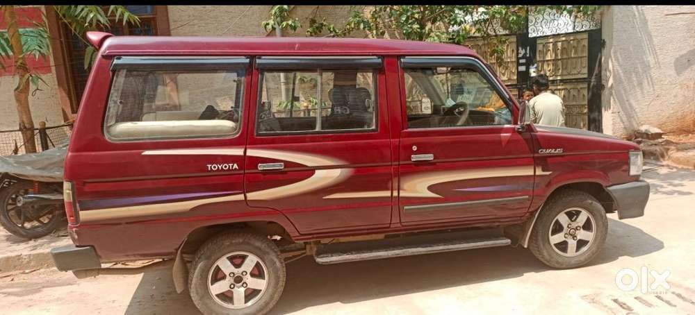 Toyota Qualis 2.4d Fs