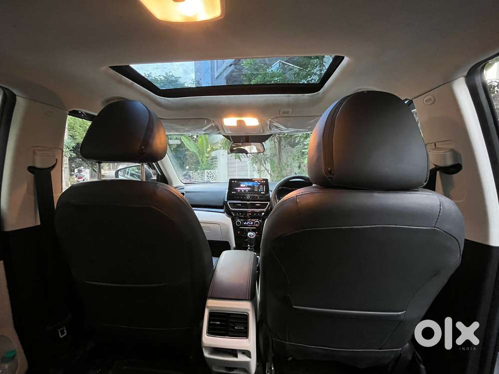 Mahindra Xuv 3xo Ax5 Ds Mt, 2025, Diesel