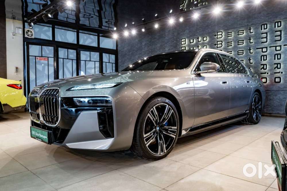 Bmw I7 Xdrive60, 2025, Electric