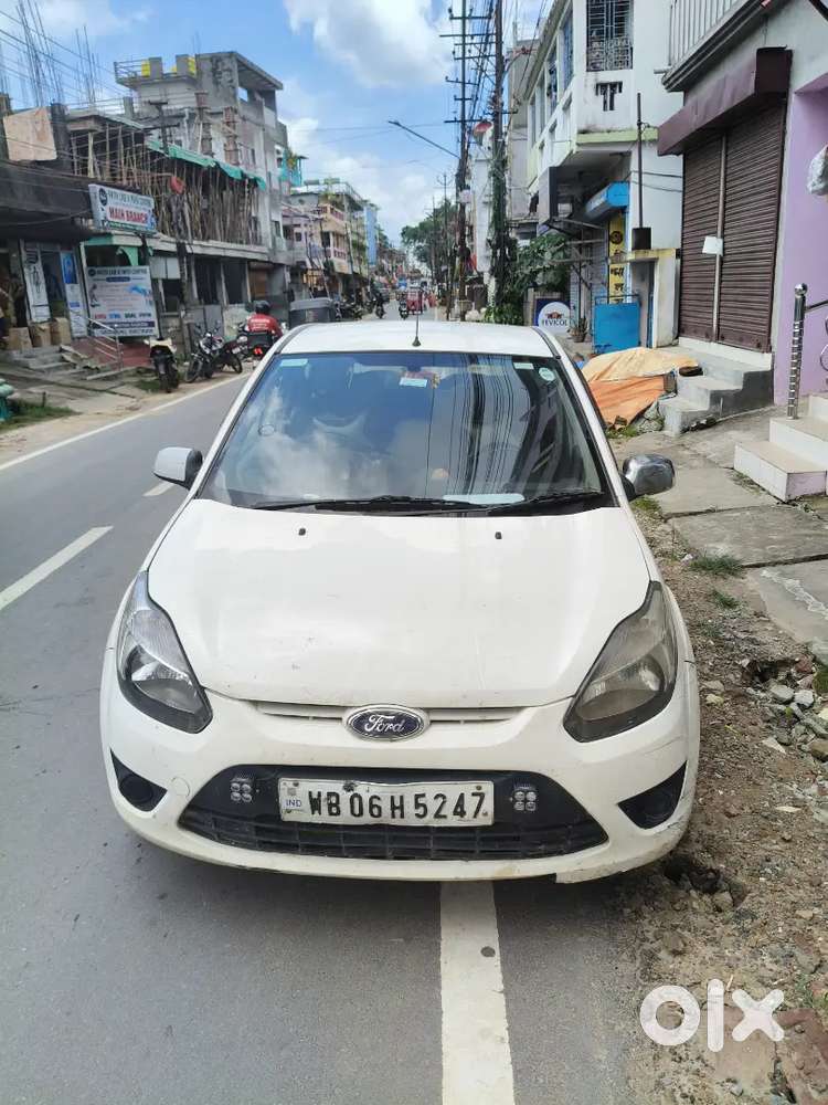 Ford Figo Petrol Manual 2011