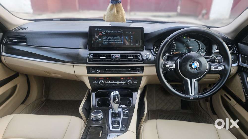 Bmw 5 Series 2.0 520i Luxury Line, 2018, Petrol