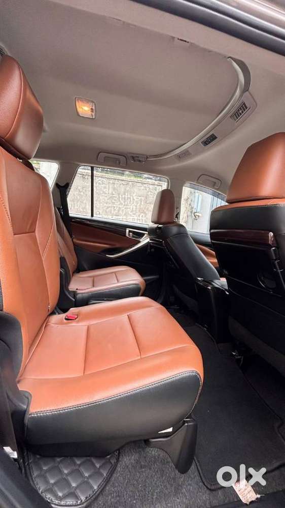 Toyota Innova Crysta, 2022, Petrol