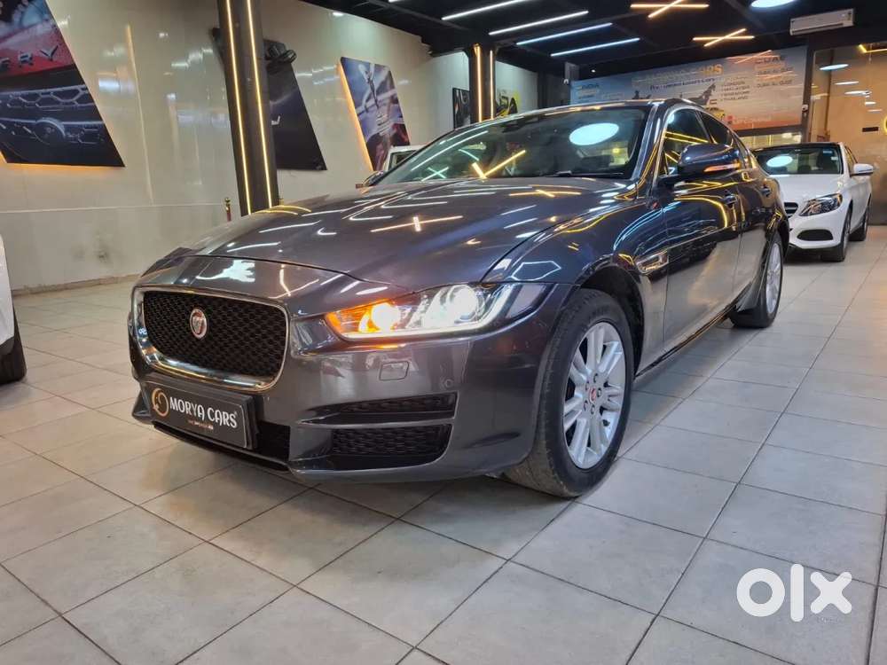Jaguar Xe Prestige, 2016, Petrol