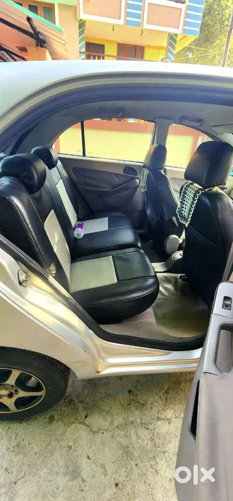 Tata Indica Vista Aqua 2009 Petrol